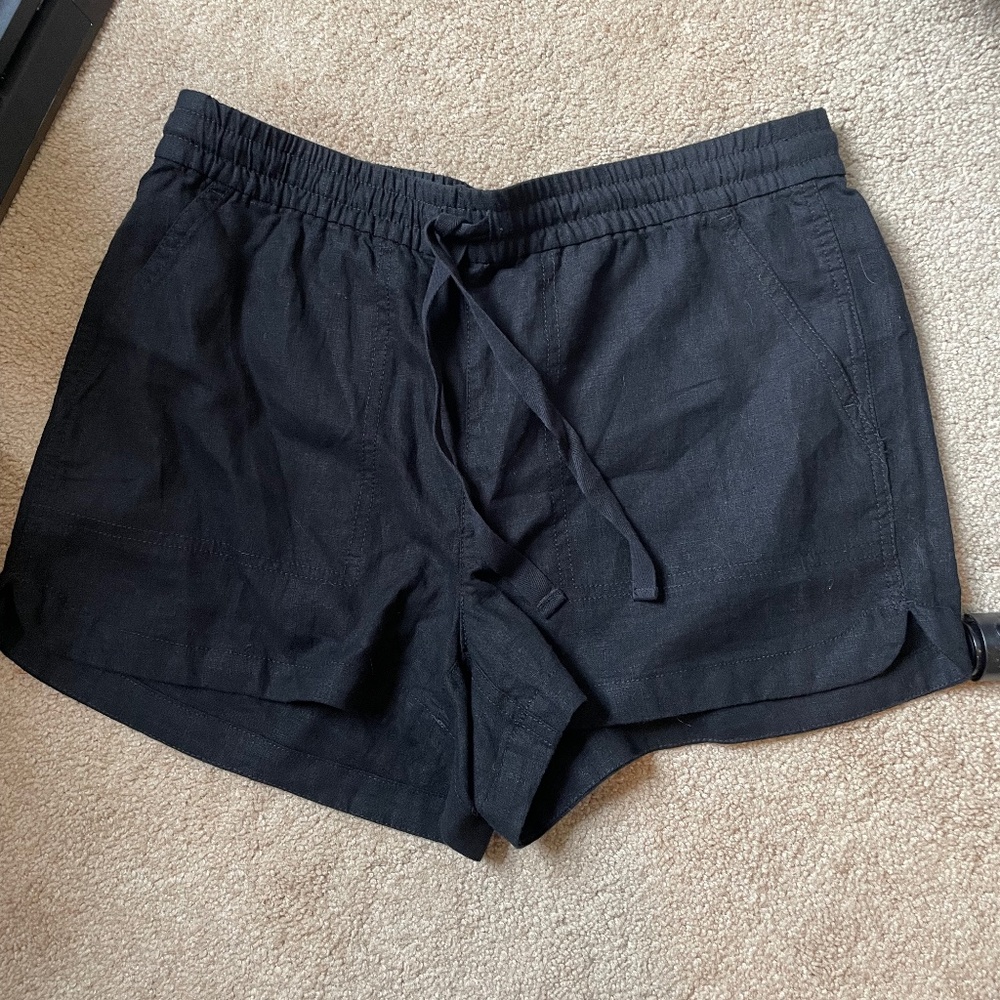 Linen shorts